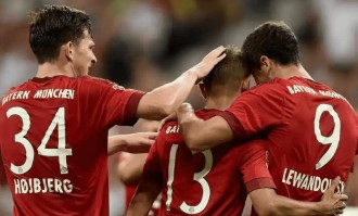 德甲焦点战：拜仁主场冲击七连胜锁优势，沃尔夫斯堡六连败绝境求生机