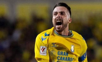 抗癌英雄！西甲前名将宣布成功复出：3年2次战胜病魔 全队欢庆